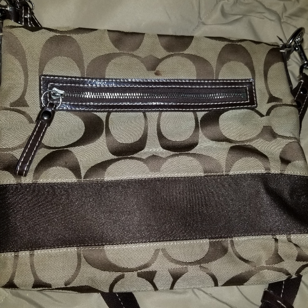 Coach purse - Picture 4 of 6
